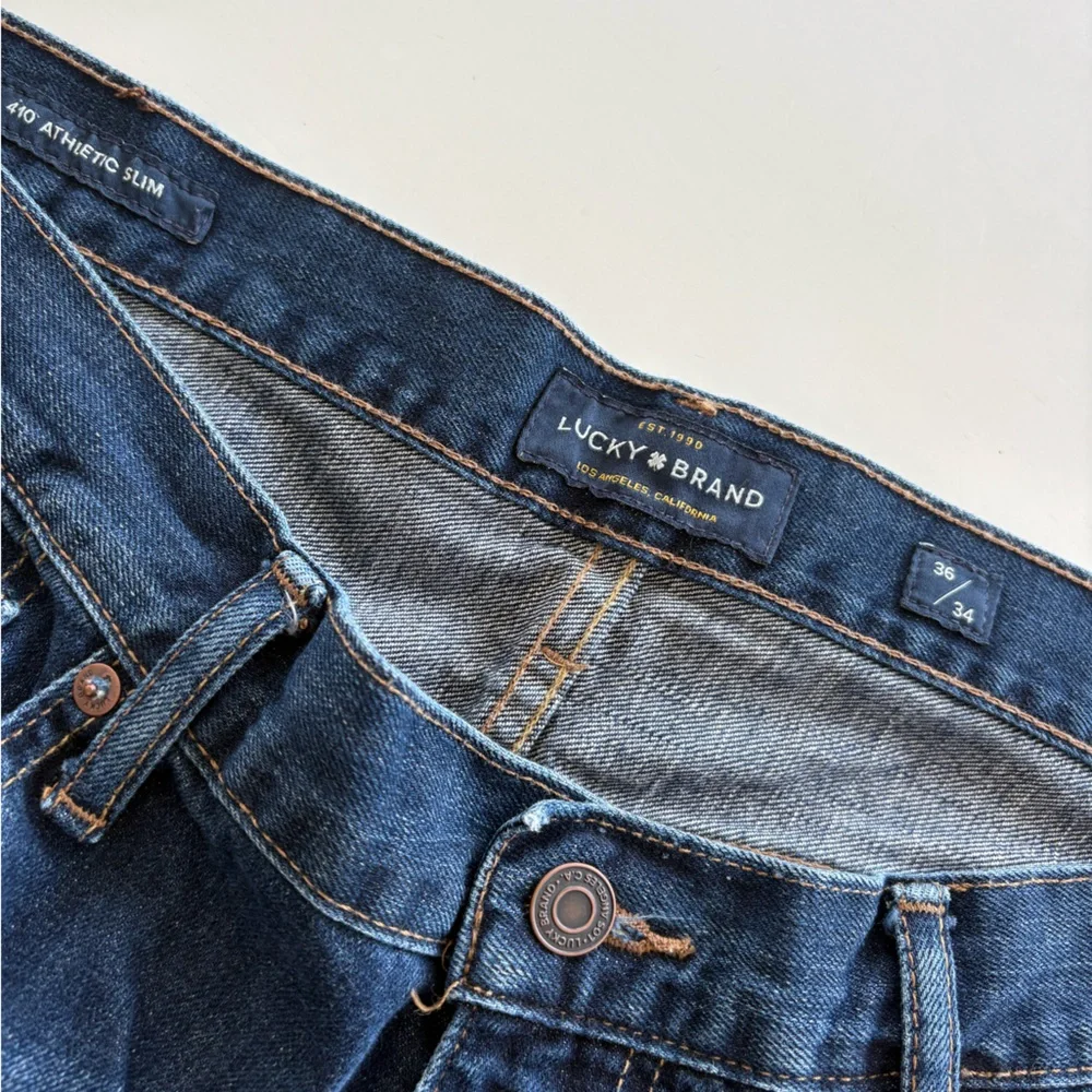 Lucky Brand Blue Straight Jeans with Vintage Distressing